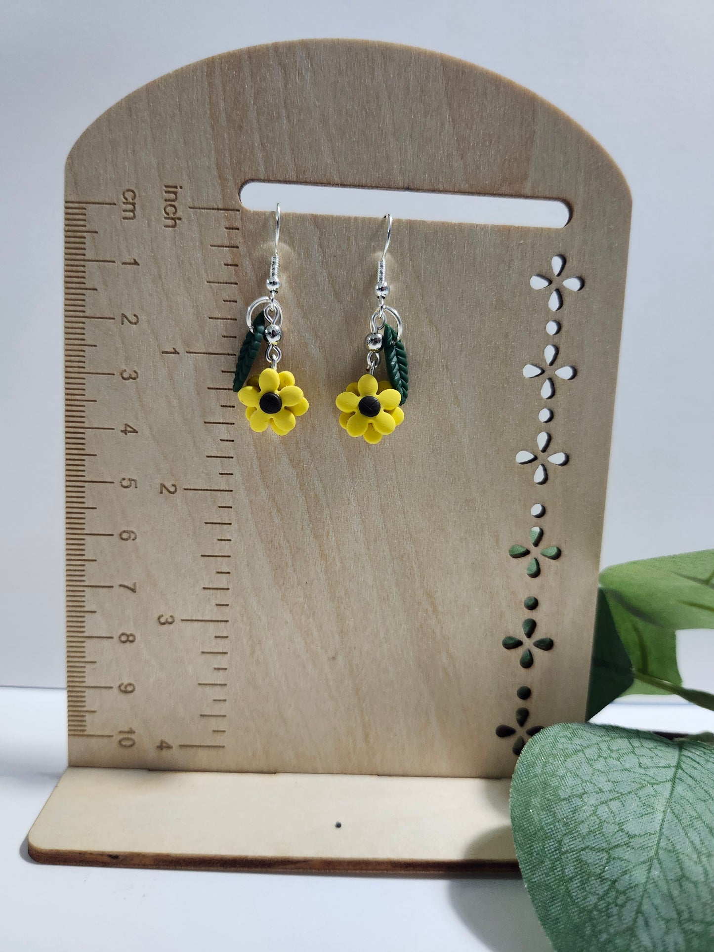Small Yellow Daisy Dangle Earring