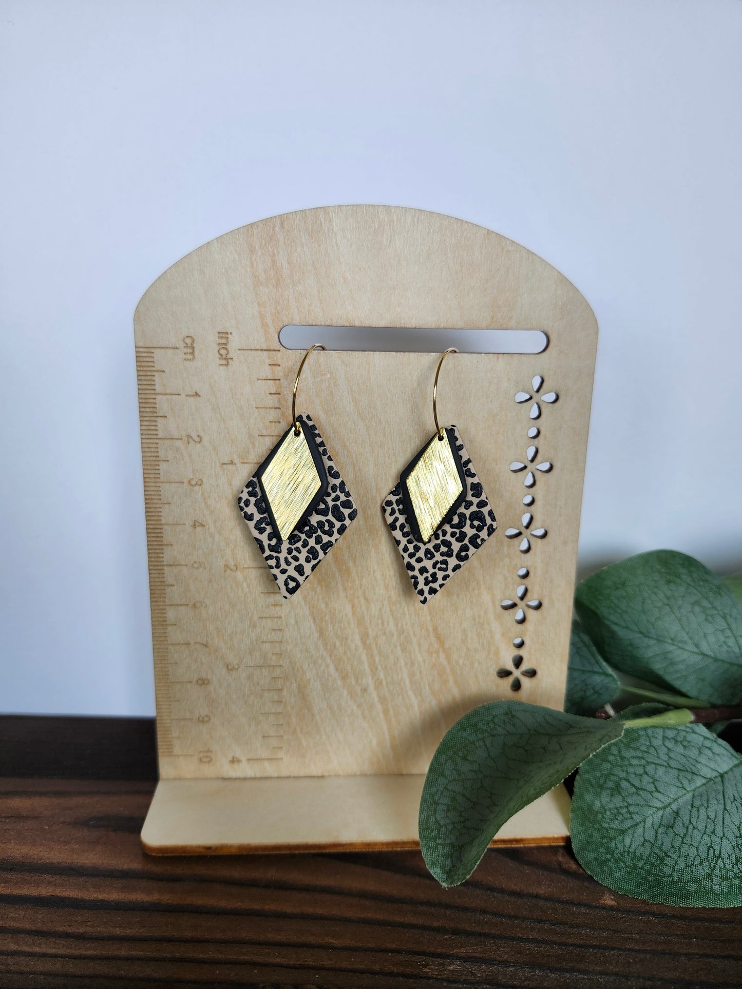Diamond Shaped Cheetah Design on a Hoop
