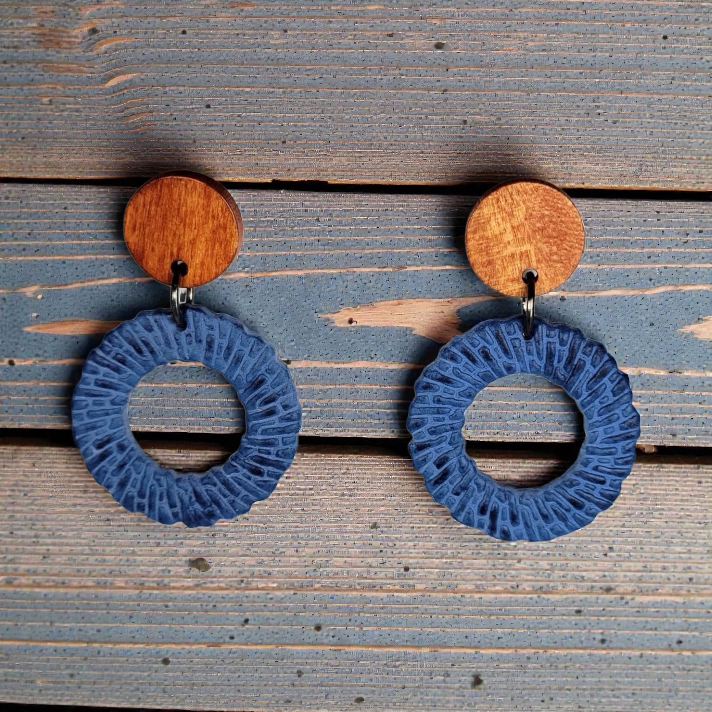 Circle Earrings with Wooden Stud