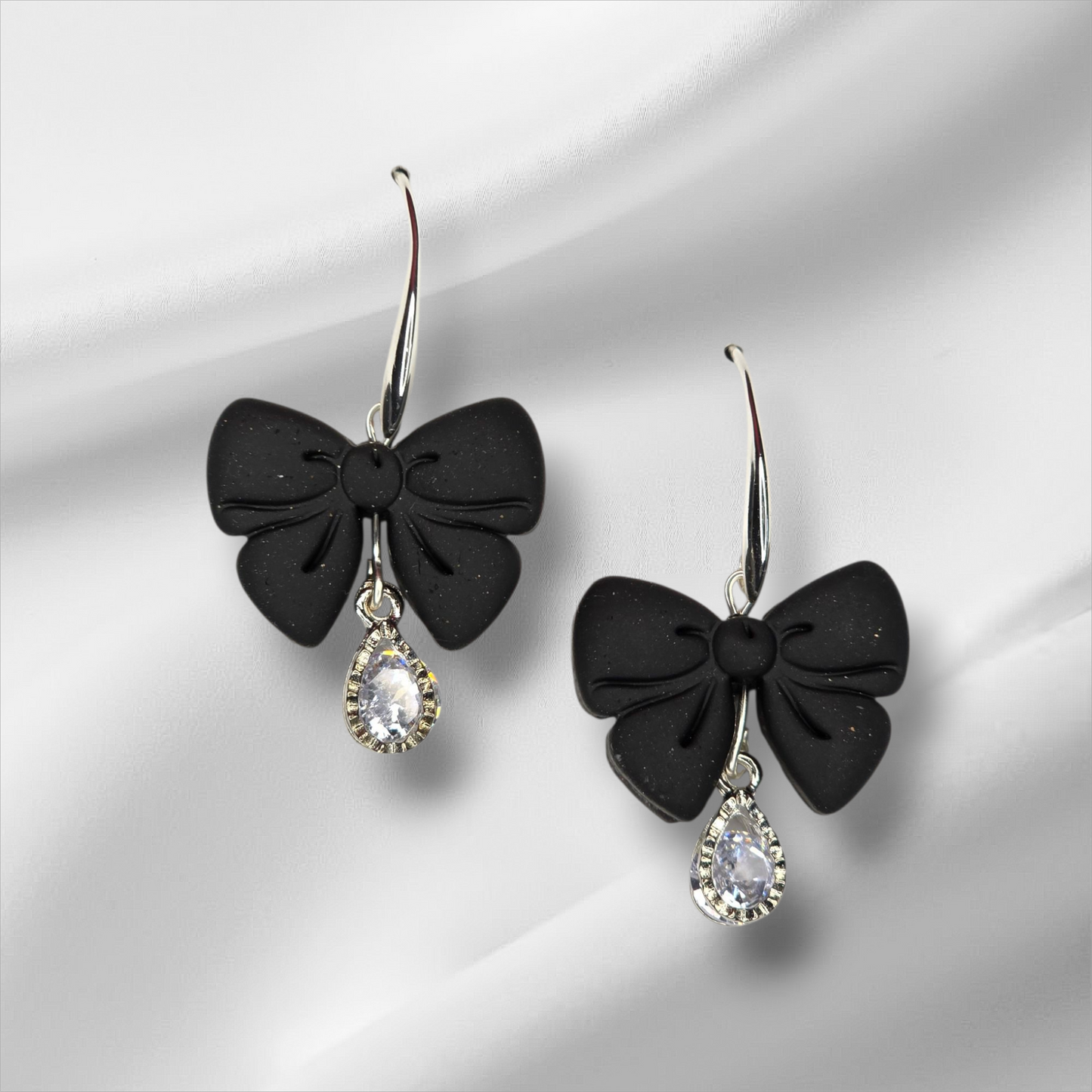 Black bow earrings