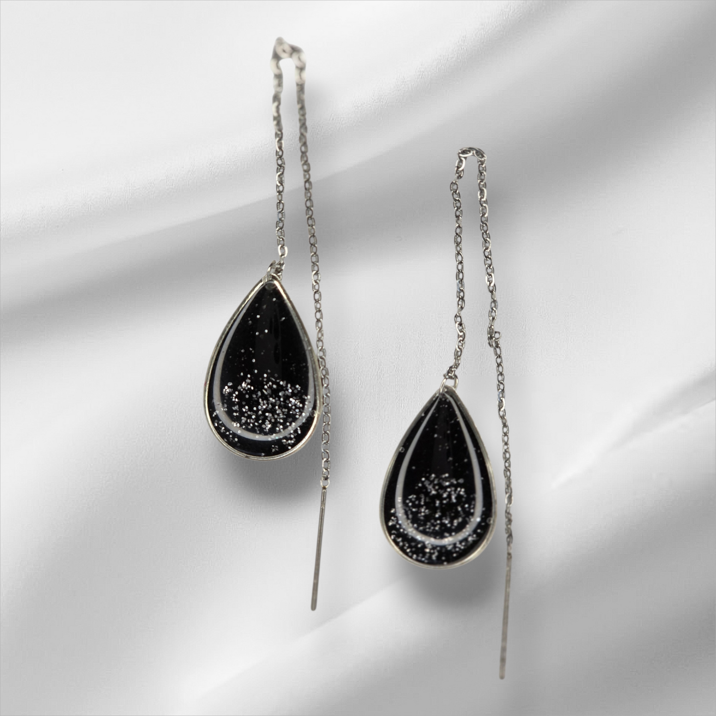 Elegant Black With Glitter Threader Earrings