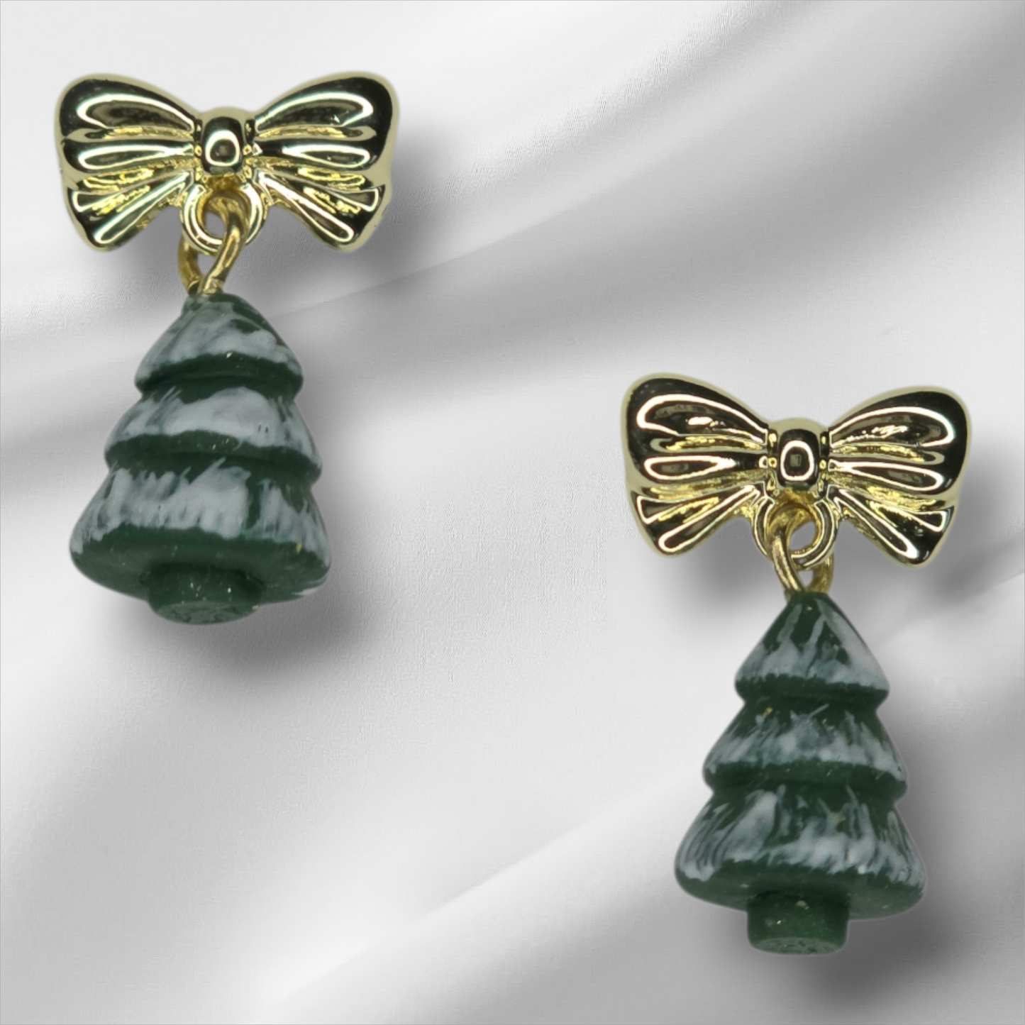 Tiny Christmas tree Earrings with Bow stud