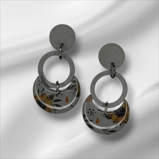 Gray with Sunflower Cirlce Earrings