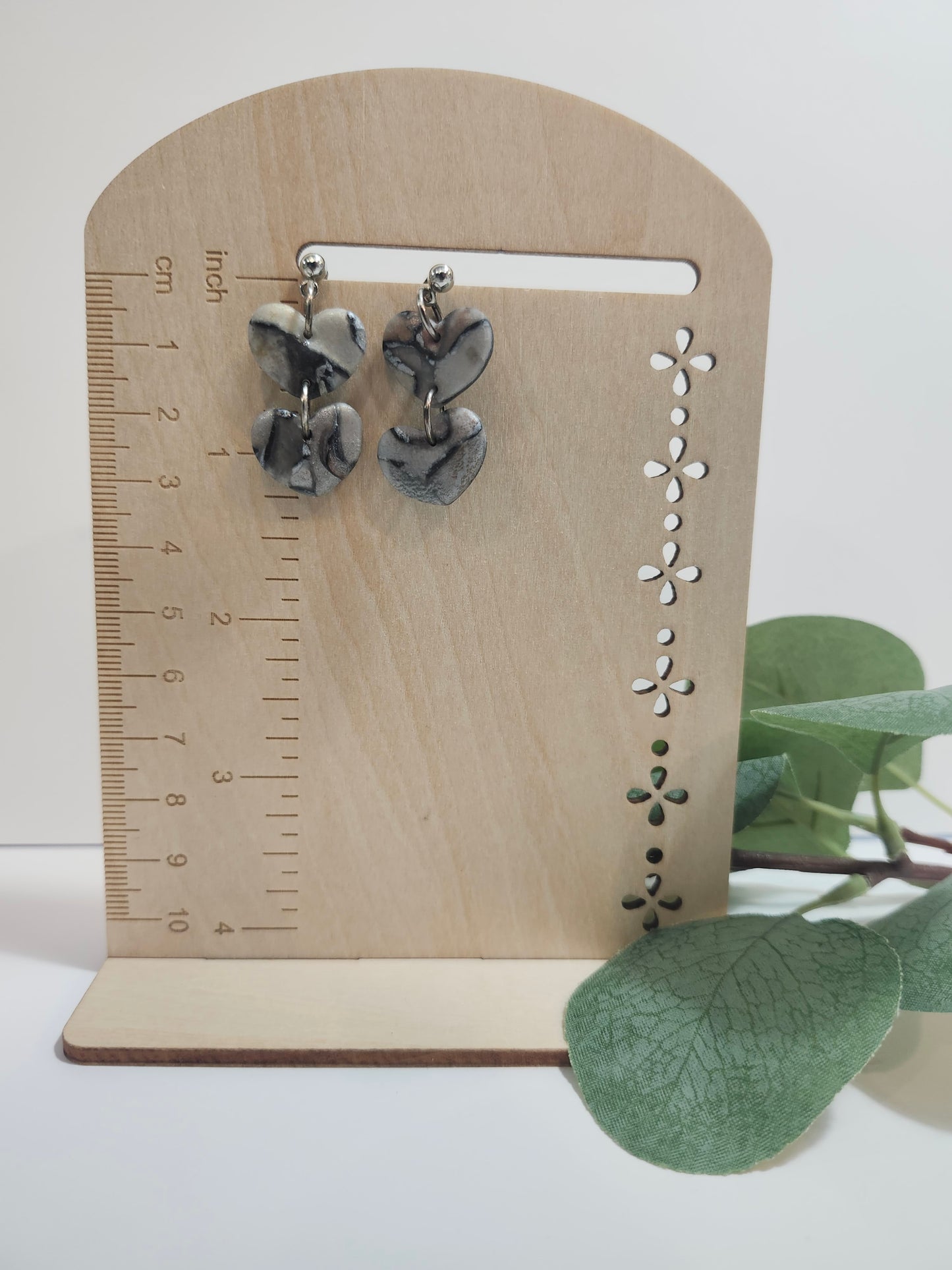 Metal Color Tiered Heart Earrings