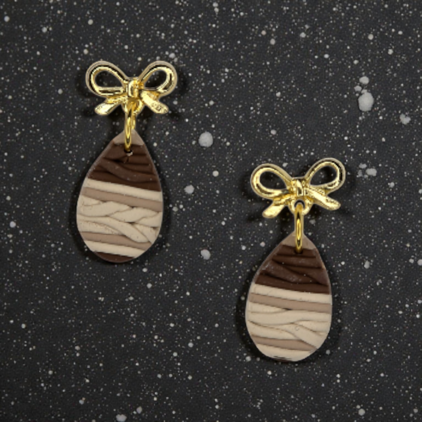 Cable Knit Earrings in Neutral