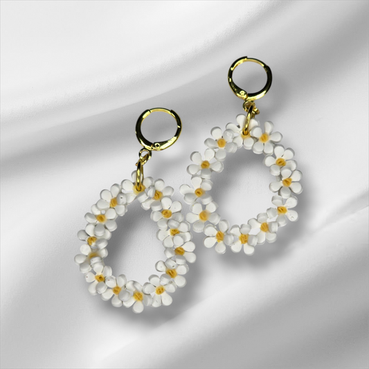 Daisy Laced Teardrop Earrings